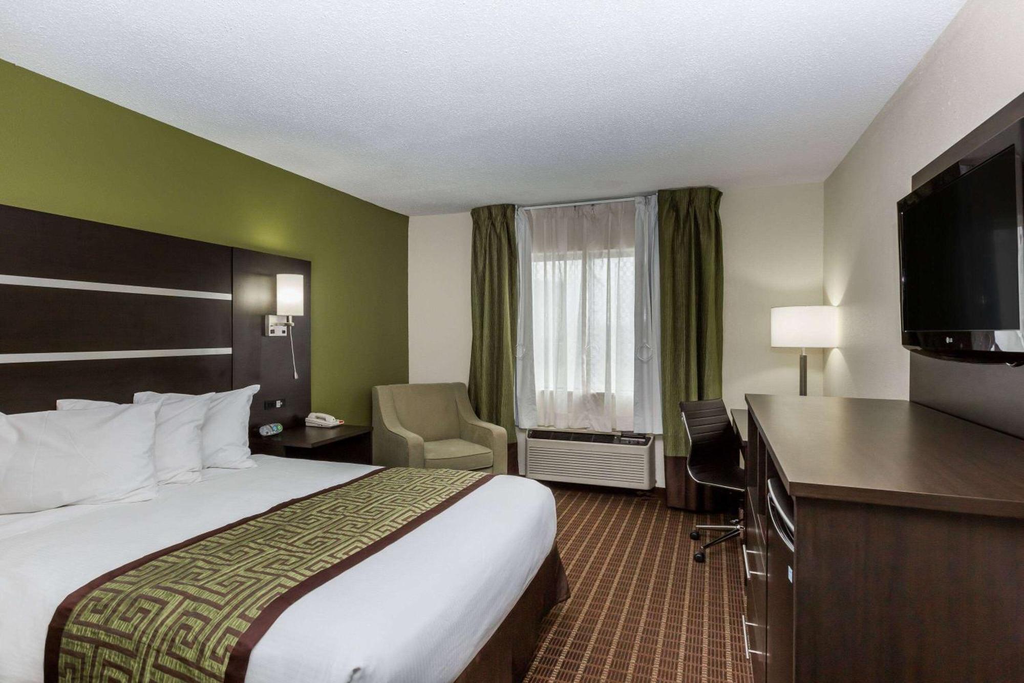 Baymont By Wyndham Louisville South I 65 Brooks Zewnętrze zdjęcie