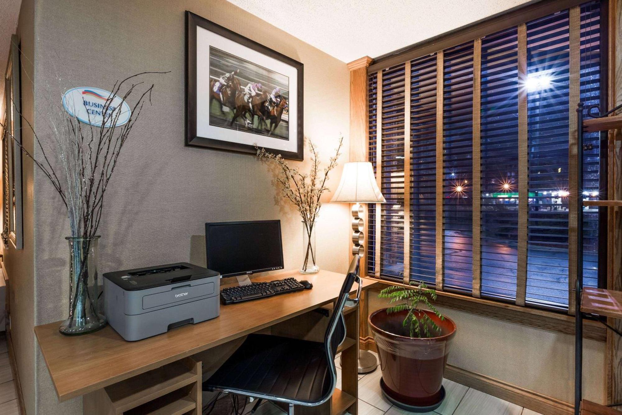 Baymont By Wyndham Louisville South I 65 Brooks Zewnętrze zdjęcie