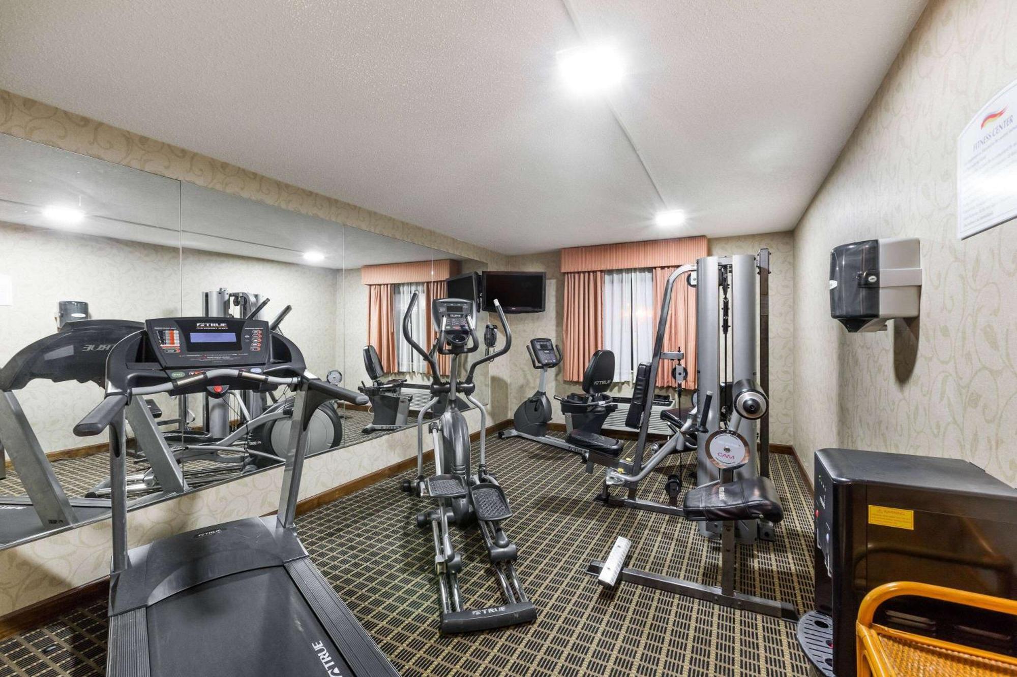 Baymont By Wyndham Louisville South I 65 Brooks Zewnętrze zdjęcie